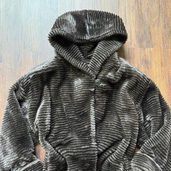 Norm Thompson Faux Fur Hooded Long Coat Brown Small Made in USA - Picture 2 of 13